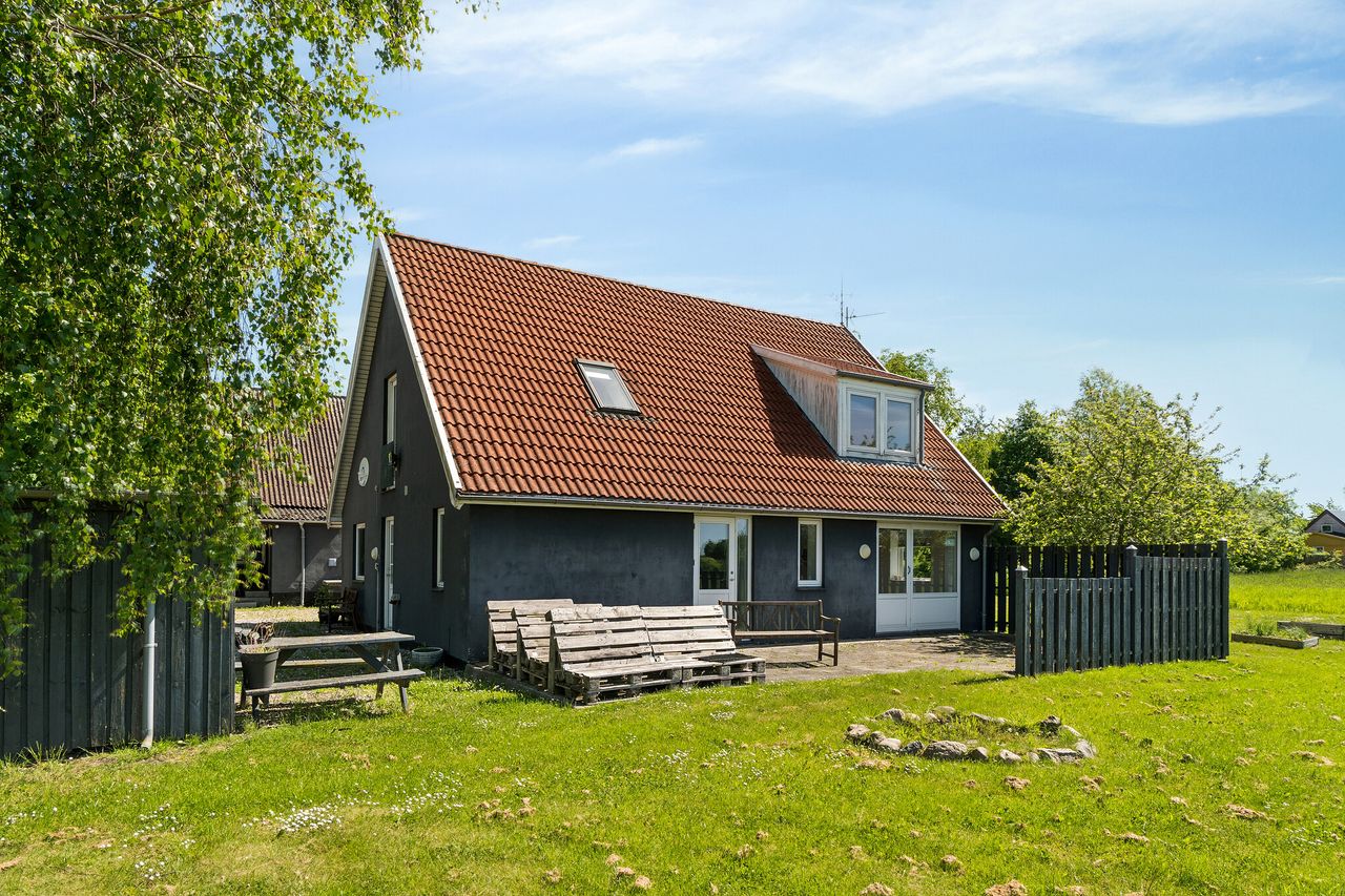 image 02