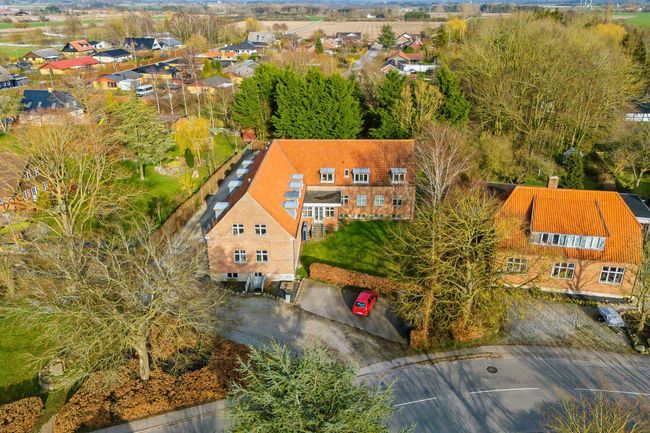 Anlægsvej 2-4, Hyllinge